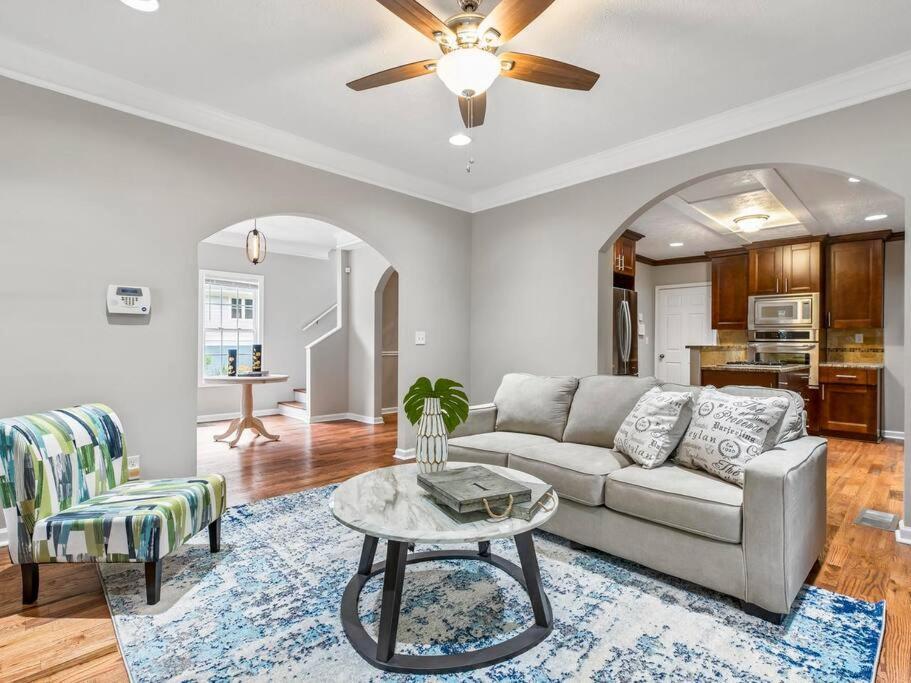 Gorgeous East Village Home Near Downtown Sleeps 12 5 Bedrooms Coffee Bbq Ac Parking Atlanta Esterno foto